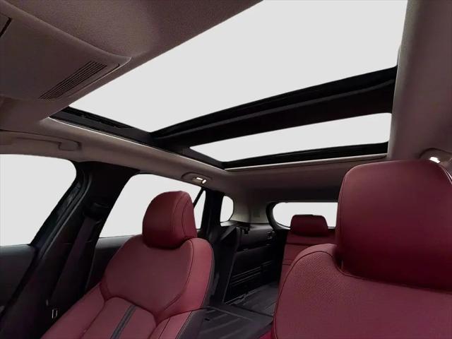 2025 Mazda CX-50 Hybrid Premium Package