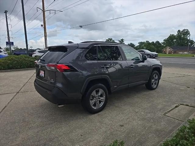 2022 Toyota RAV4 Hybrid LE