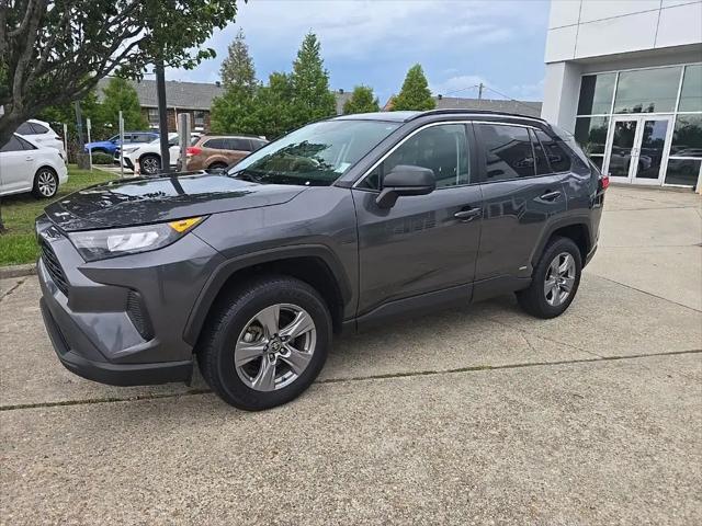 2022 Toyota RAV4 Hybrid LE