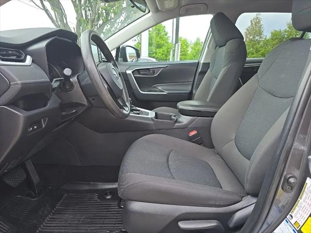 2022 Toyota RAV4 Hybrid LE