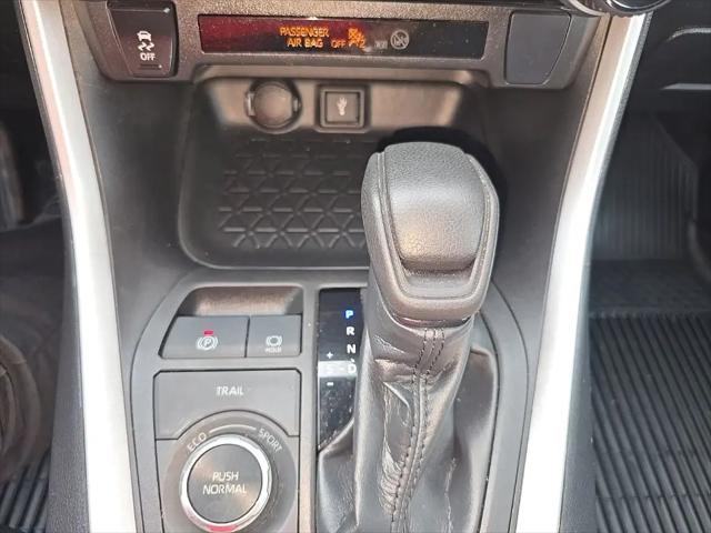 2022 Toyota RAV4 Hybrid LE