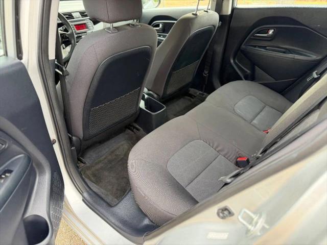 2016 Kia Rio LX