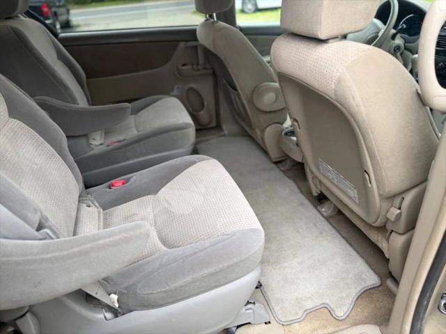 2010 Toyota Sienna LE