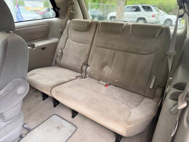 2010 Toyota Sienna LE