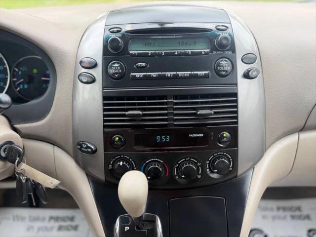 2010 Toyota Sienna LE