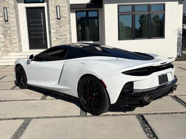 2023 McLaren GT Base