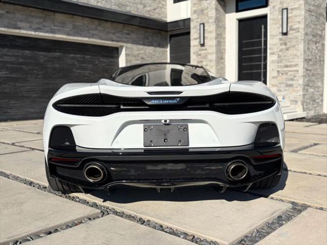 2023 McLaren GT Base