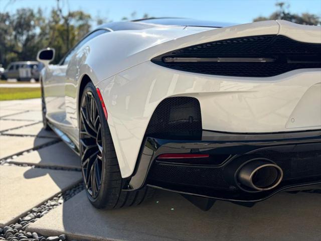 2023 McLaren GT Base