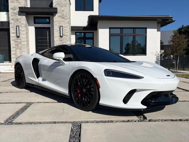 2023 McLaren GT Base
