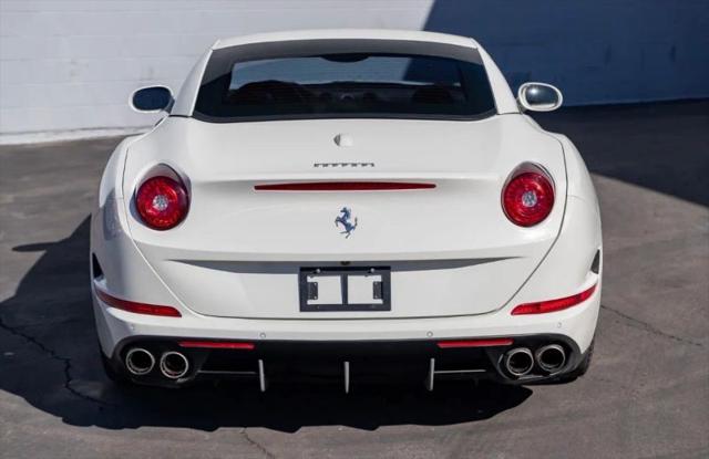 2016 Ferrari California T