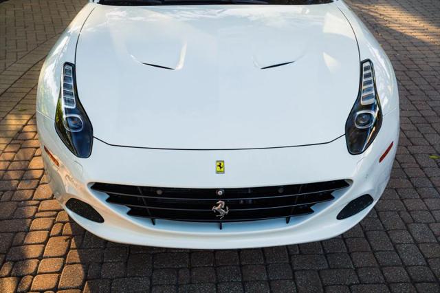 2016 Ferrari California T
