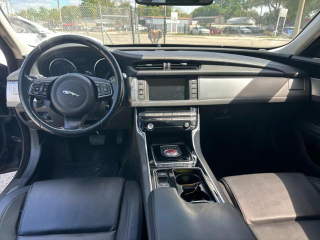 2017 Jaguar XF 35t Premium