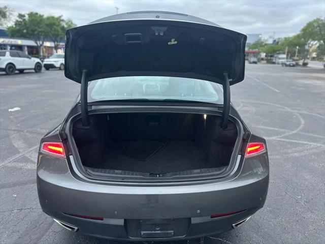 2014 Lincoln MKZ Base