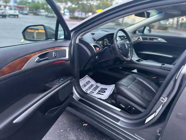 2014 Lincoln MKZ Base