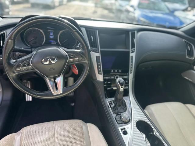 2017 INFINITI Q60 3.0t Sport