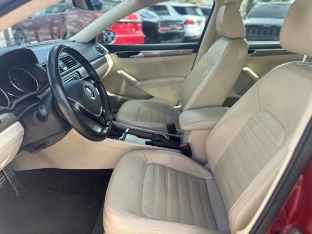 2017 Volkswagen Passat V6 SEL Premium