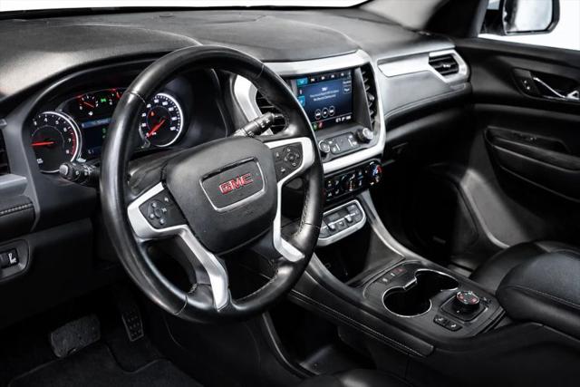 2023 GMC Acadia AWD SLT