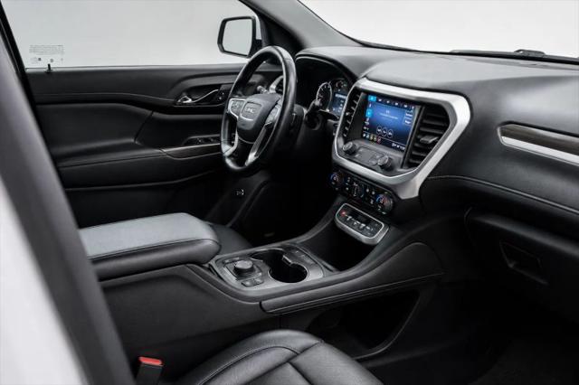 2023 GMC Acadia AWD SLT