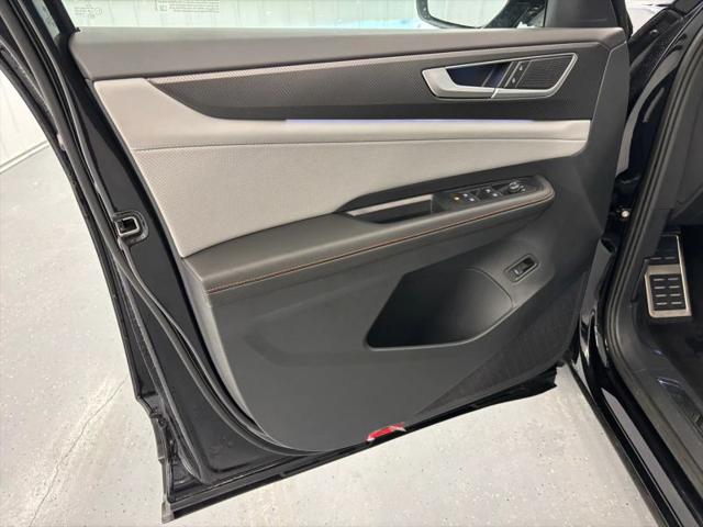 2026 Volkswagen Atlas Peak Edition