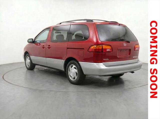 1999 Toyota Sienna XLE