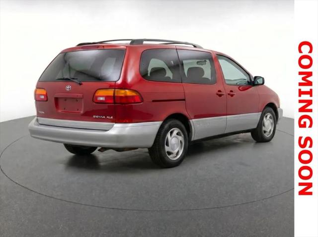 1999 Toyota Sienna XLE