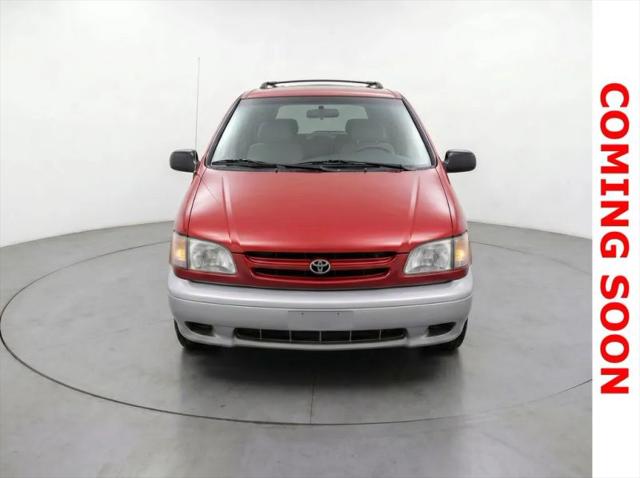 1999 Toyota Sienna XLE