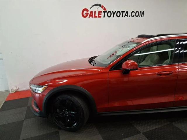 2020 Volvo V60 Cross Country T5