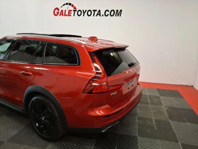 2020 Volvo V60 Cross Country T5