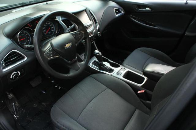 2017 Chevrolet Cruze LT Auto