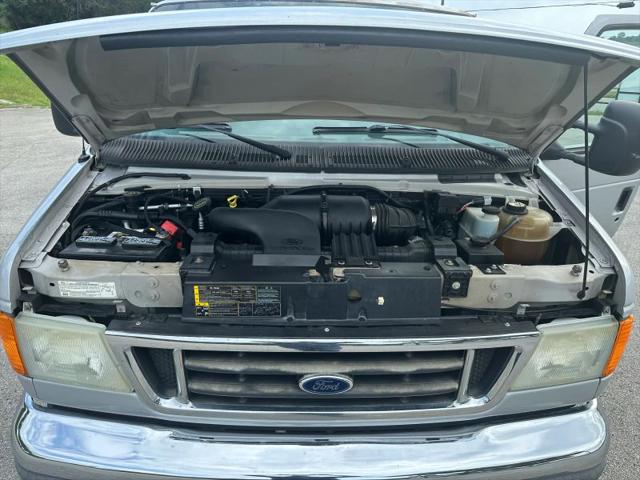 2006 Ford E-250 Base