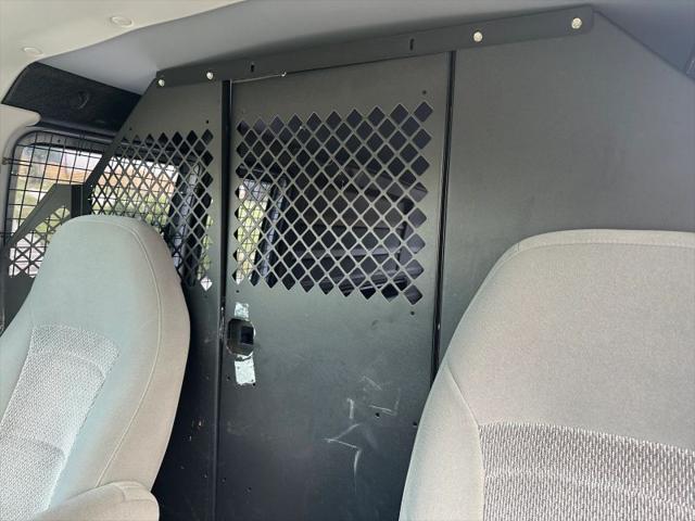 2006 Ford E-250 Base