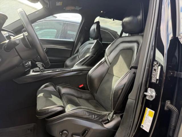 2019 Volvo XC90 T6 R-Design