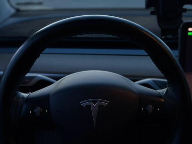 2022 Tesla Model 3 Long Range Dual Motor All-Wheel Drive
