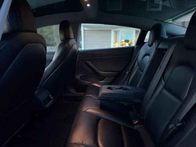 2022 Tesla Model 3 Long Range Dual Motor All-Wheel Drive