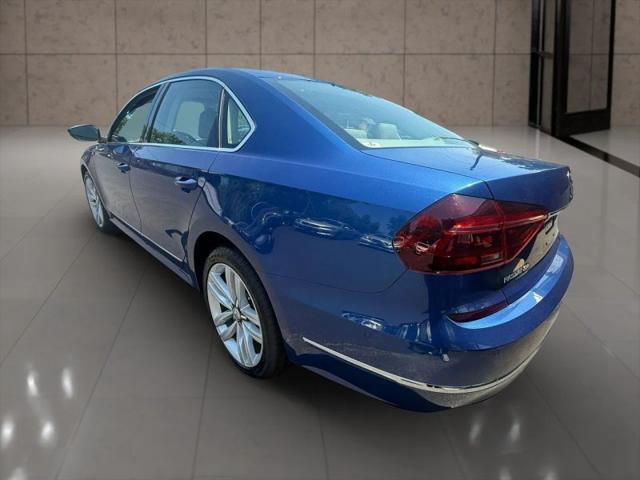 2017 Volkswagen Passat 1.8T SEL Premium