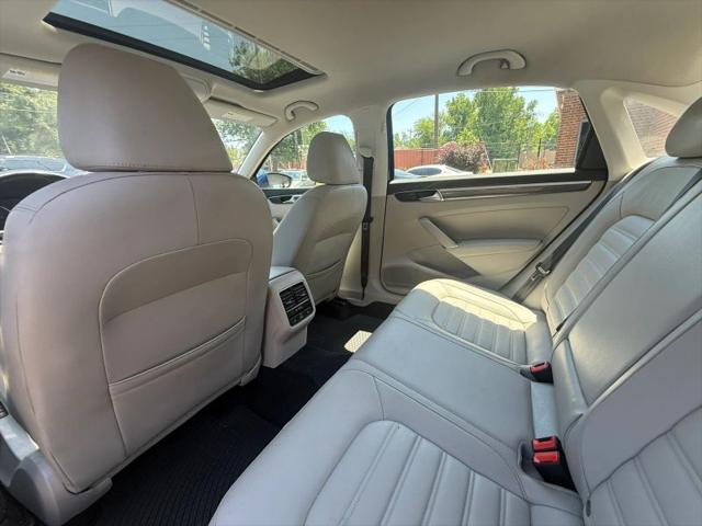 2017 Volkswagen Passat 1.8T SEL Premium