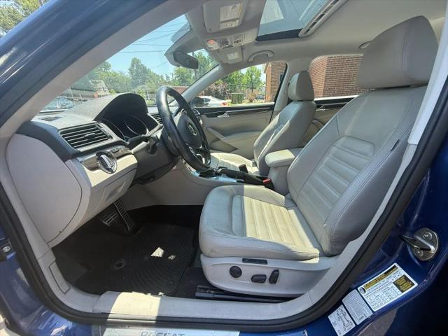 2017 Volkswagen Passat 1.8T SEL Premium