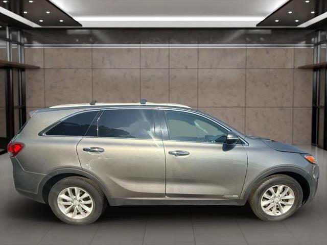 2017 Kia Sorento 3.3L LX