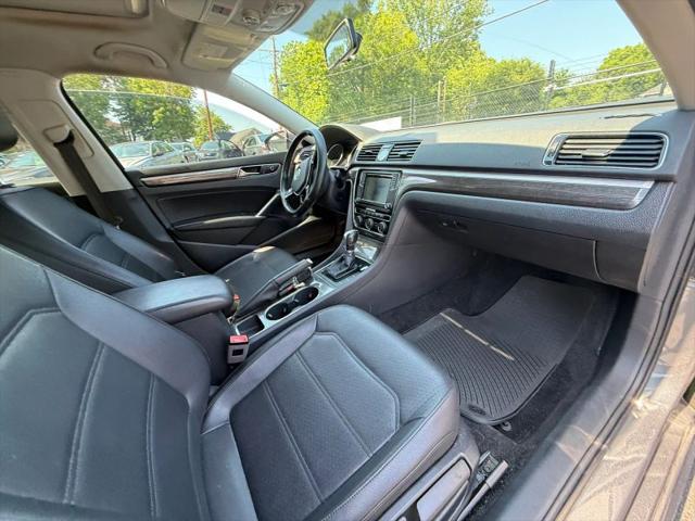 2017 Volkswagen Passat 1.8T SE