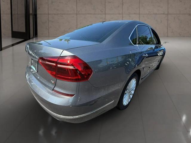 2017 Volkswagen Passat 1.8T SE