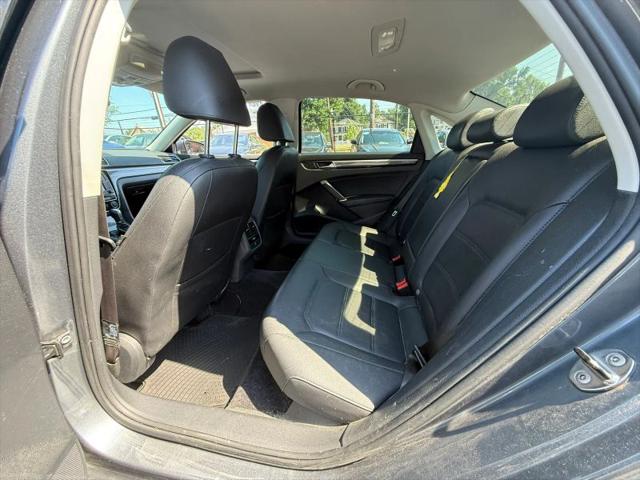 2017 Volkswagen Passat 1.8T SE