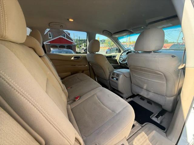 2013 Nissan Pathfinder SV