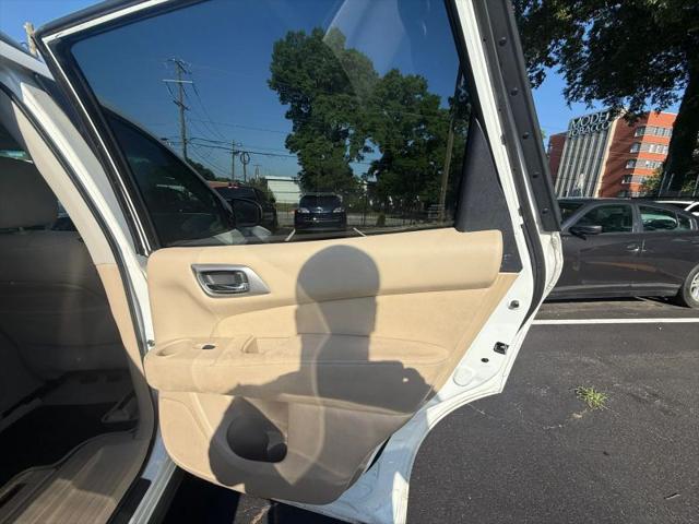 2013 Nissan Pathfinder SV