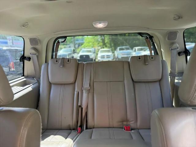 2016 Lincoln Navigator Select