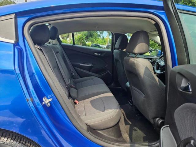 2017 Chevrolet Cruze LT Auto