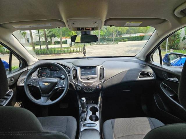 2017 Chevrolet Cruze LT Auto