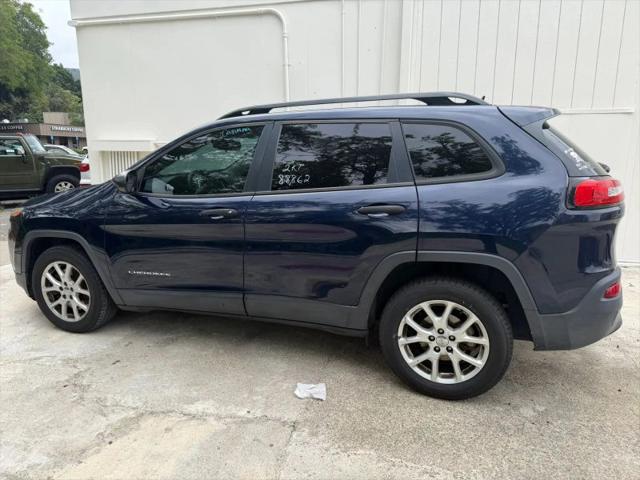 2016 Jeep Cherokee Sport