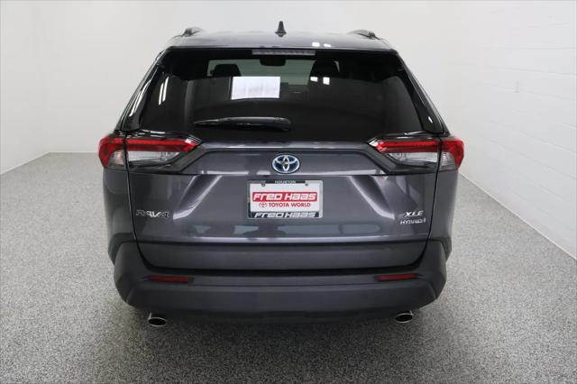 2022 Toyota RAV4 Hybrid XLE
