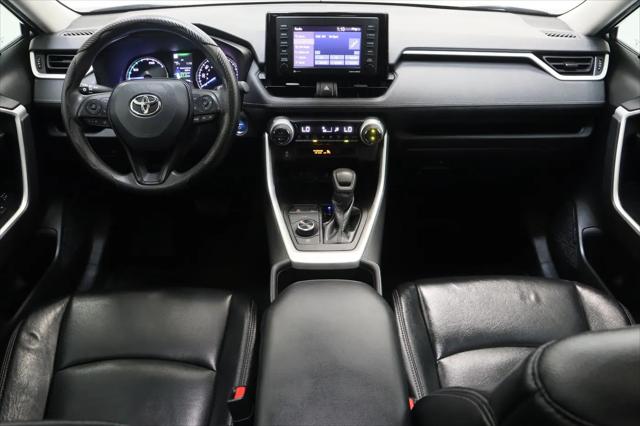 2022 Toyota RAV4 Hybrid XLE