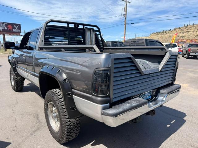 2002 Dodge Ram 2500 Base